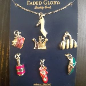 Hypoallergenic fashion-themed necklace and charm set, new